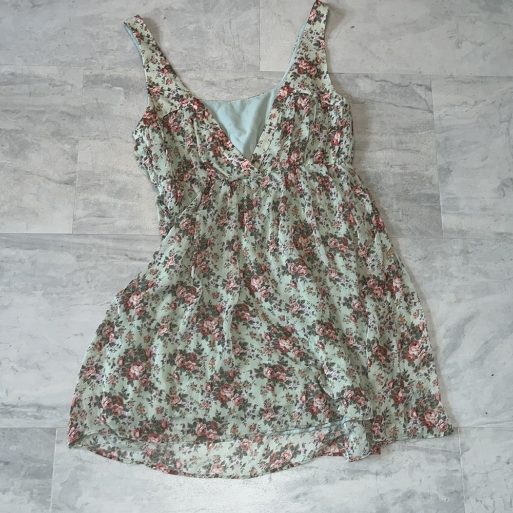 Zara   Babydoll dress  Mint/Sage floral   Deep V-neck   Sleeveless  EUC  Size XS